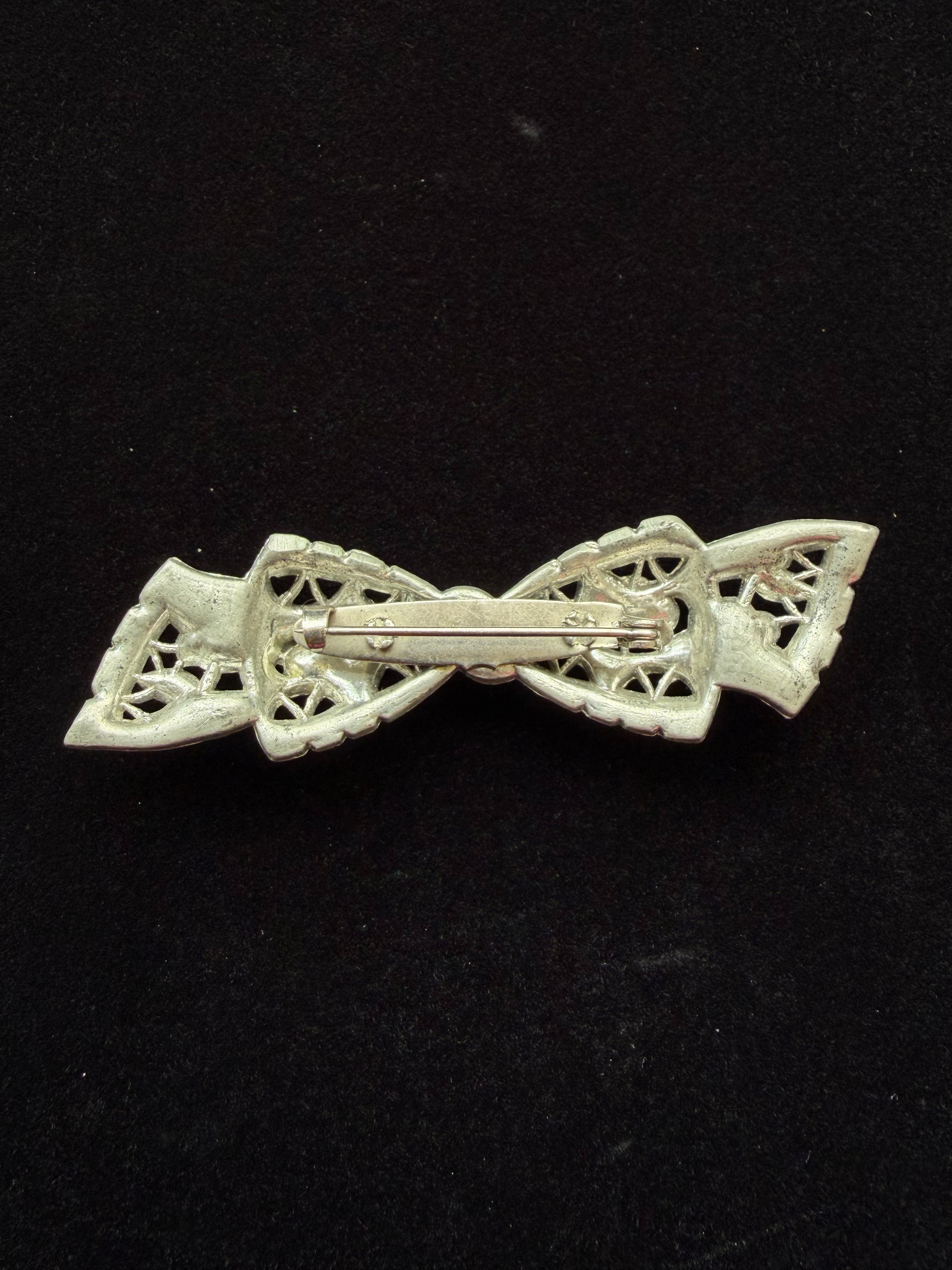 1930s Bow Brooch