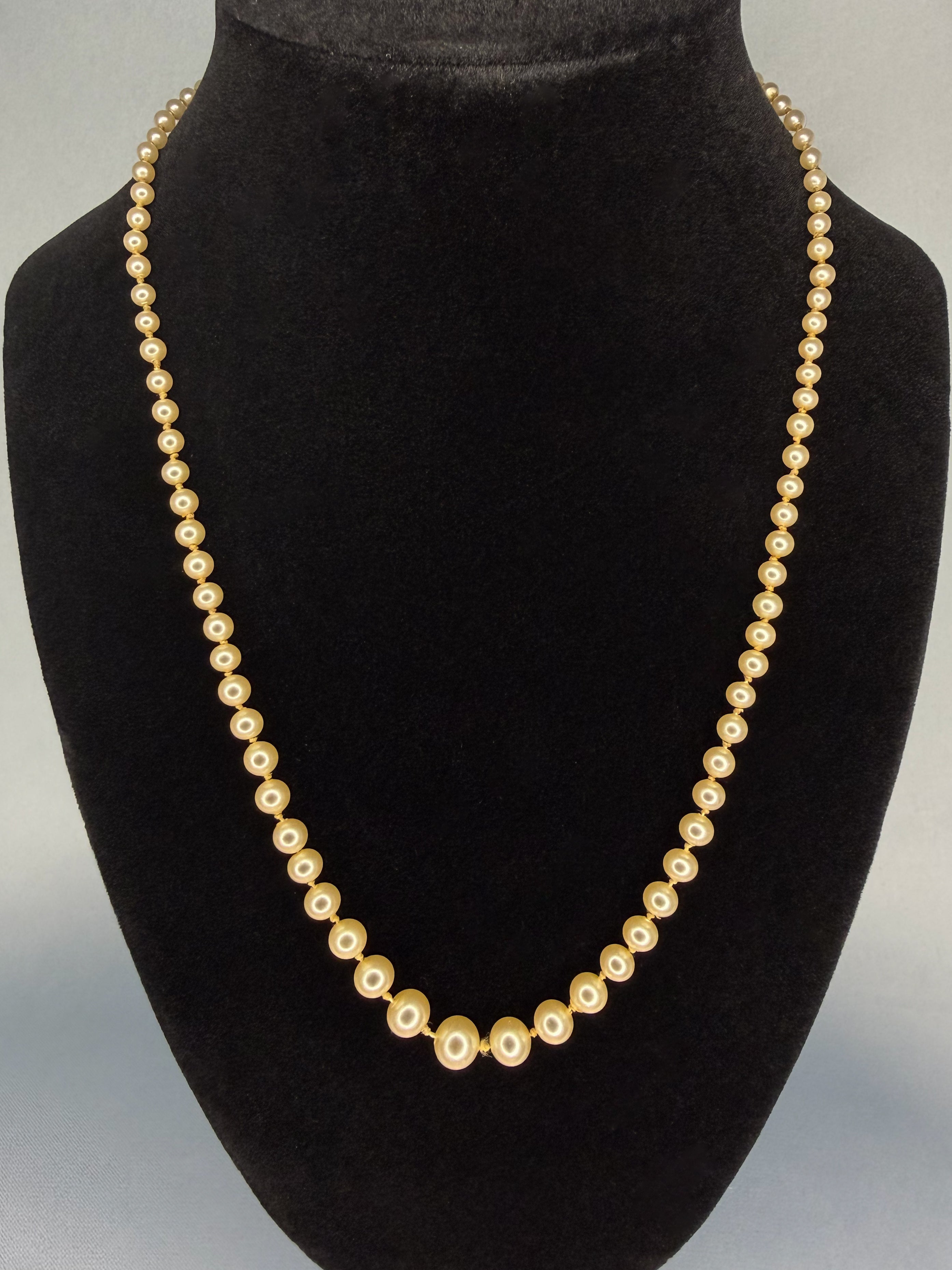Single-Strand Faux Pearl Necklace with 10k White Gold Clasp